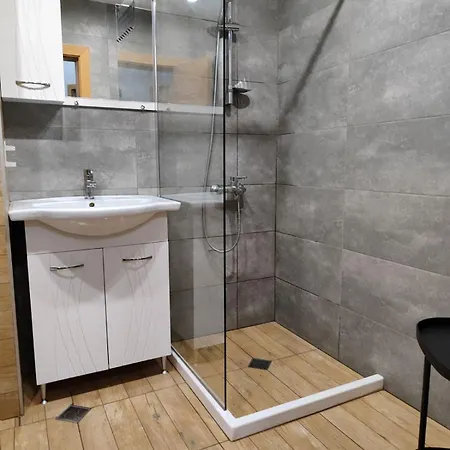 Maxim 1 Cozy 1 Bedroom In *