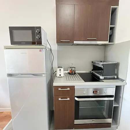 Maxim 1 Cozy 1 Bedroom In Szófia