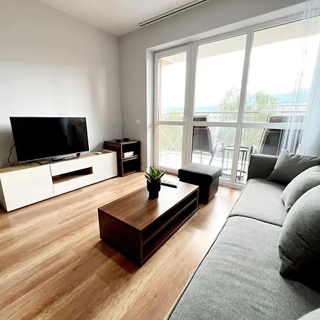 Maxim 1 Cozy 1 Bedroom In *